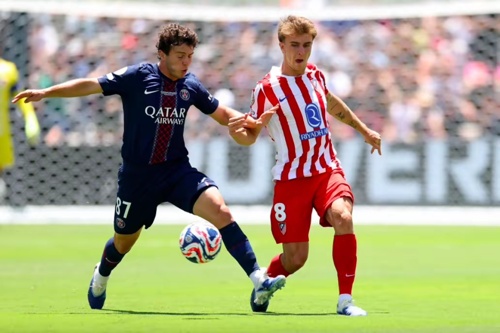 APP下载专区转会期巴黎圣日耳曼复出首秀——荷甲节点到来；压力陡增；阵容厚度经受考验的简单介绍